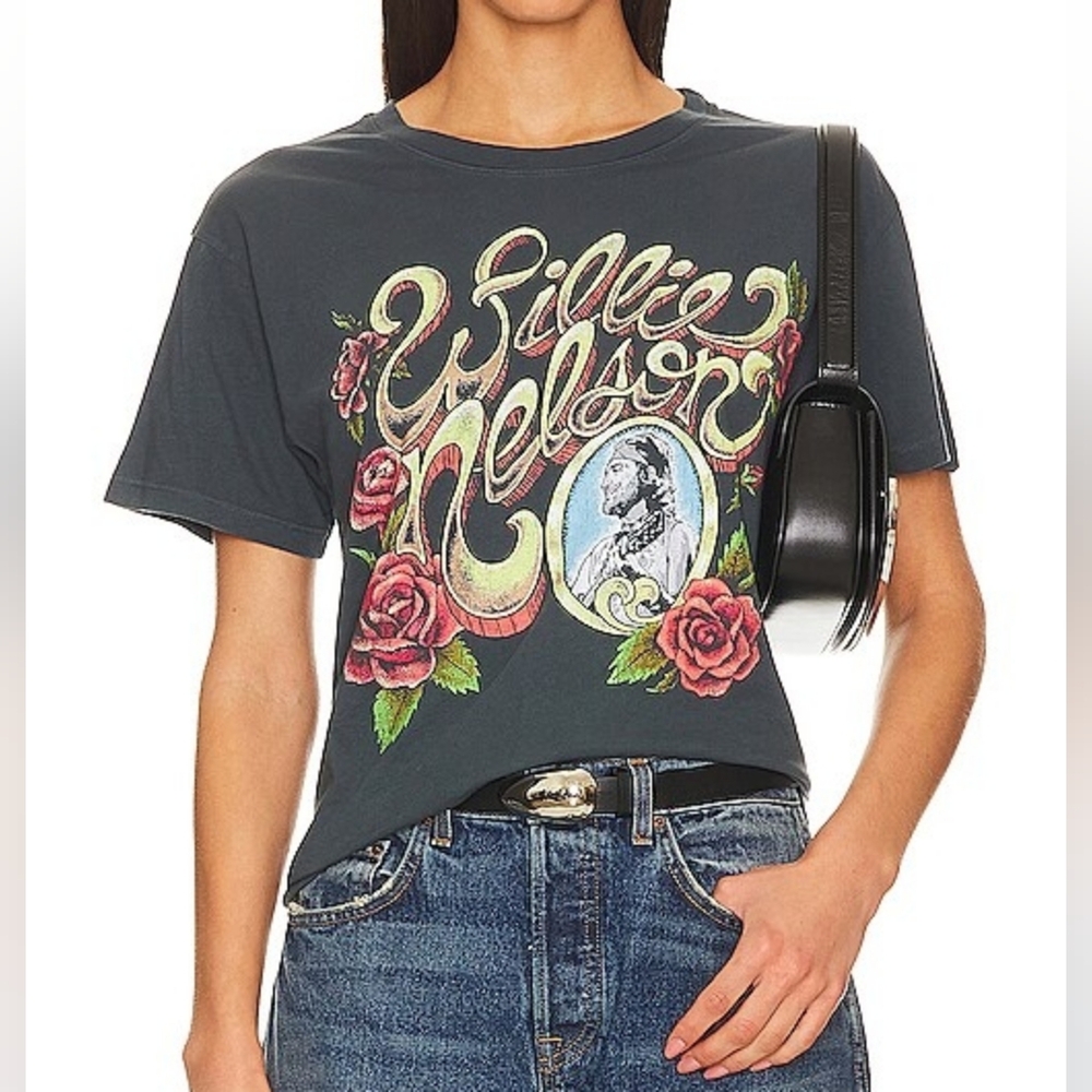 Daydreamer Willie Nelson Band Tee